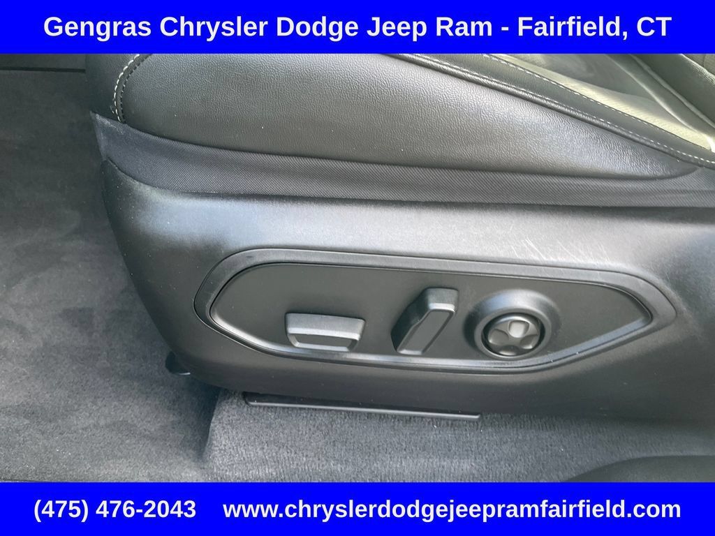 Used 2023 Jeep Grand Cherokee L Altitude AWD/4WD image 54