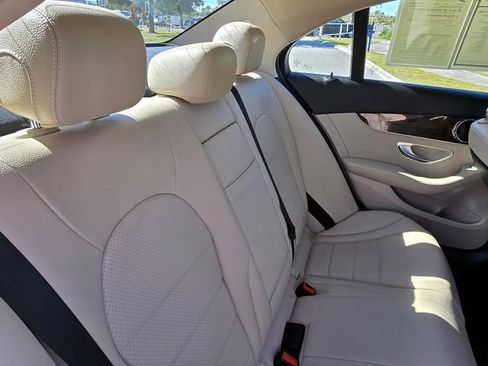 Used 2020 Mercedes-Benz C 300 Sedan image 32