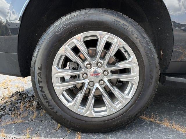Used 2023 GMC Yukon XL SLT w/ SLT Premium Package AWD/4WD image 17