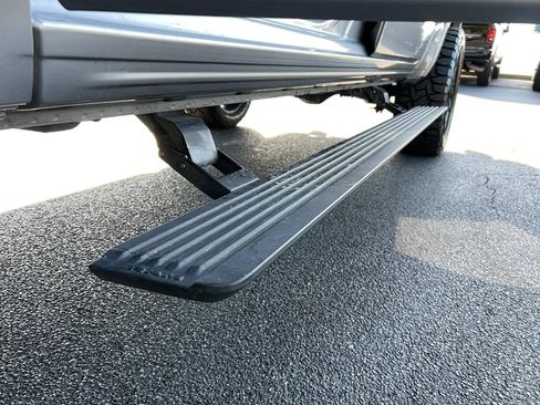 Used 2019 RAM 1500 Limited image 10