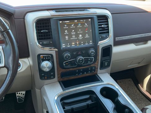 Used 2018 RAM 1500 Laramie Longhorn w/ Longhorn Southfork Package AWD/4WD image 8