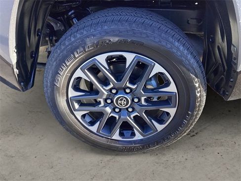Used 2024 Toyota Tundra Limited image 14