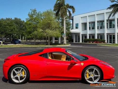 Used 2011 Ferrari 458 Italia Coupe RWD image 66