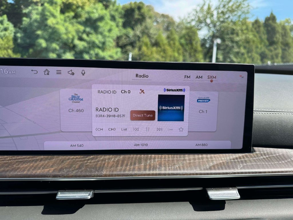 Certified 2025 Genesis GV80 2.5T Select AWD/4WD image 27