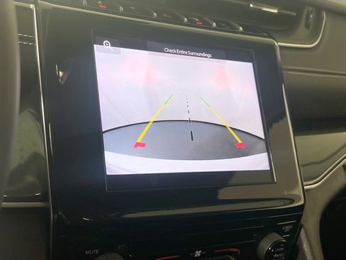 Used 2023 Jeep Grand Cherokee L Laredo image 13