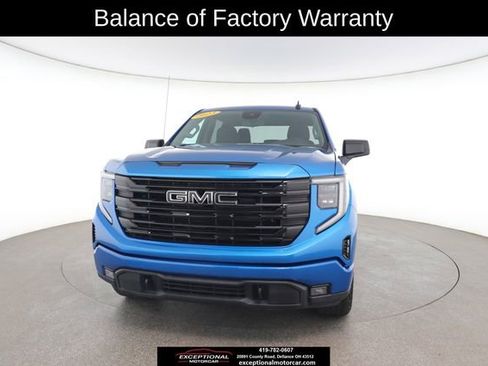 Used 2023 GMC Sierra 1500 Elevation w/ LPO, Elevation Black Package AWD/4WD image 32