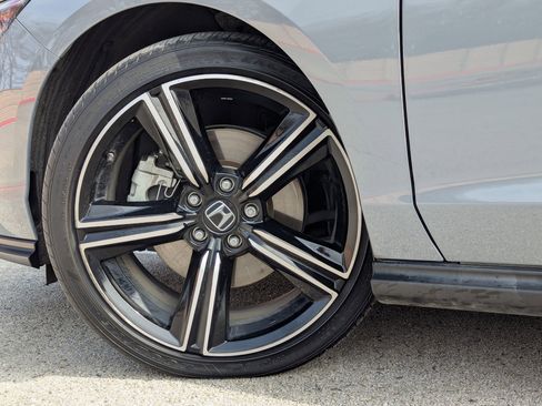 Used 2023 Honda Accord Sport image 31