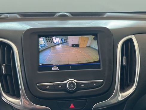 Used 2020 Chevrolet Equinox LT AWD/4WD image 12
