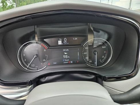 Used 2023 Cadillac XT5 Premium Luxury w/ LPO, Floor Liner Package AWD/4WD image 28