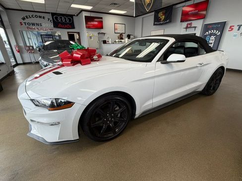 Used 2018 Ford Mustang Premium w/ Black Accent Package RWD image 12