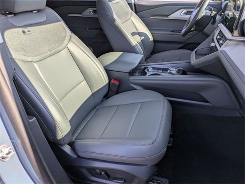 New 2026 Ford Explorer Active w/ Active Comfort Package image 38