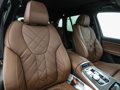 New 2026 BMW X5 xDrive40i w/ Executive Package image 32