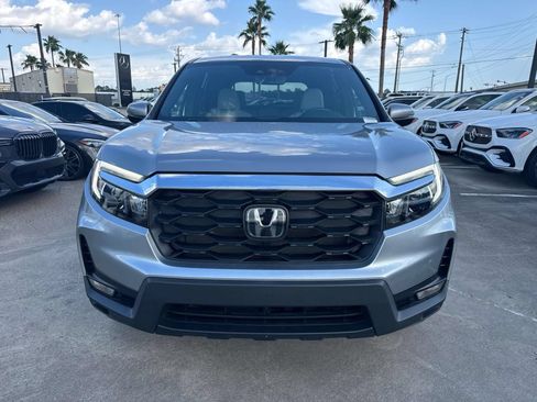 Used 2023 Honda Passport EX-L image 2