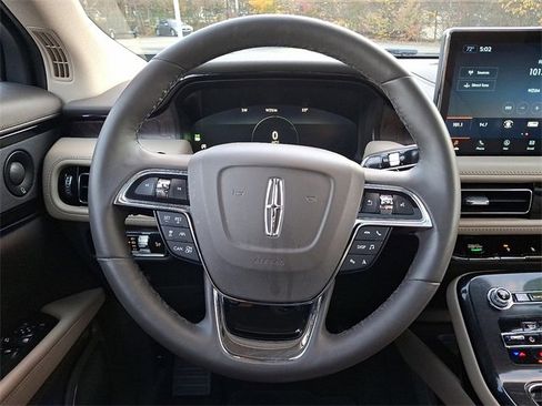 Certified 2022 Lincoln Nautilus Reserve w/ Equipment Group 201A image 21