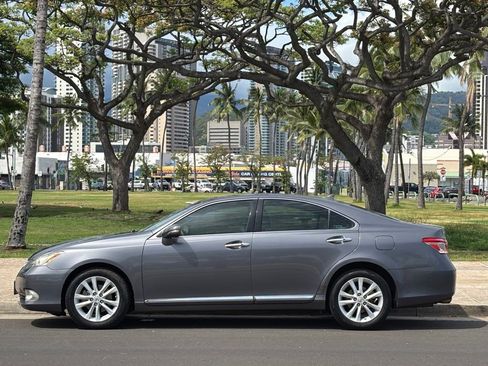 Used 2012 Lexus ES 350 FWD image 2