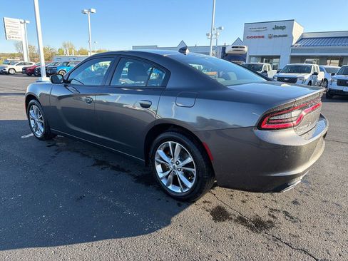 Used 2022 Dodge Charger SXT w/ Cold Weather Package AWD/4WD image 3