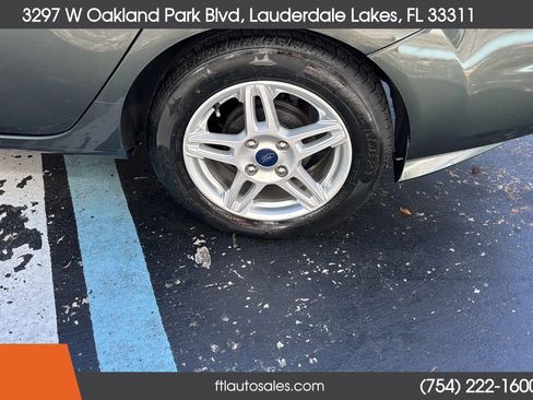 Used 2018 Ford Fiesta SE FWD image 17