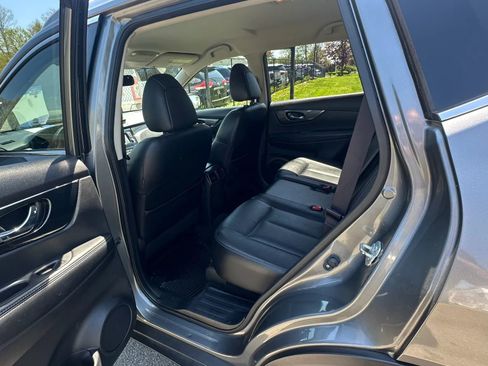 Used 2016 Nissan Rogue SL AWD/4WD image 26