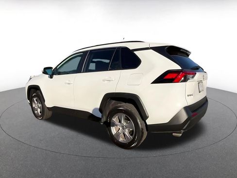 Used 2025 Toyota RAV4 XLE image 10