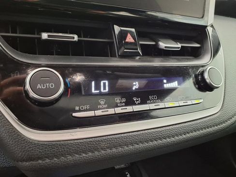 Used 2024 Toyota Corolla XSE FWD image 8