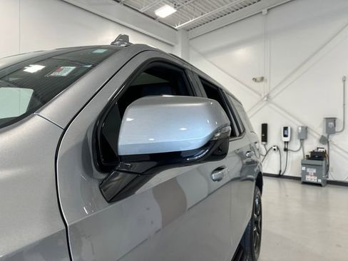 Used 2024 Chevrolet Tahoe RST w/ Luxury Package AWD/4WD image 12