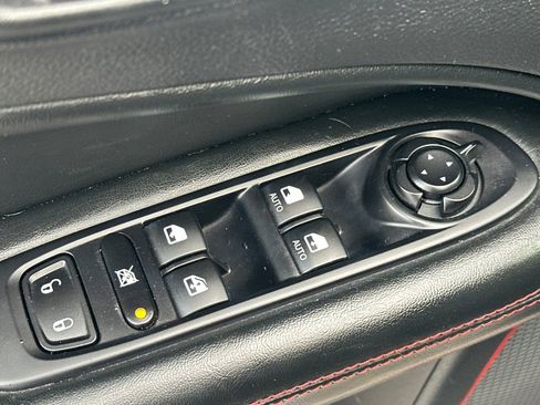 Used 2020 Jeep Compass Trailhawk image 11