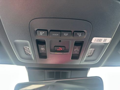 Used 2026 Toyota Camry XSE FWD image 30