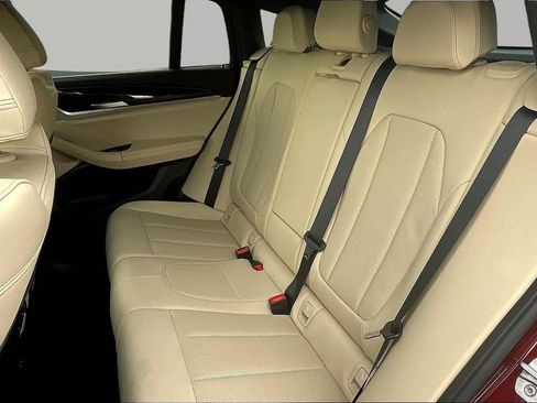 Used 2025 BMW X4 xDrive30i w/ Premium Package image 22