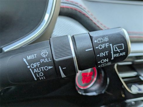 Used 2022 Acura MDX A-Spec image 30