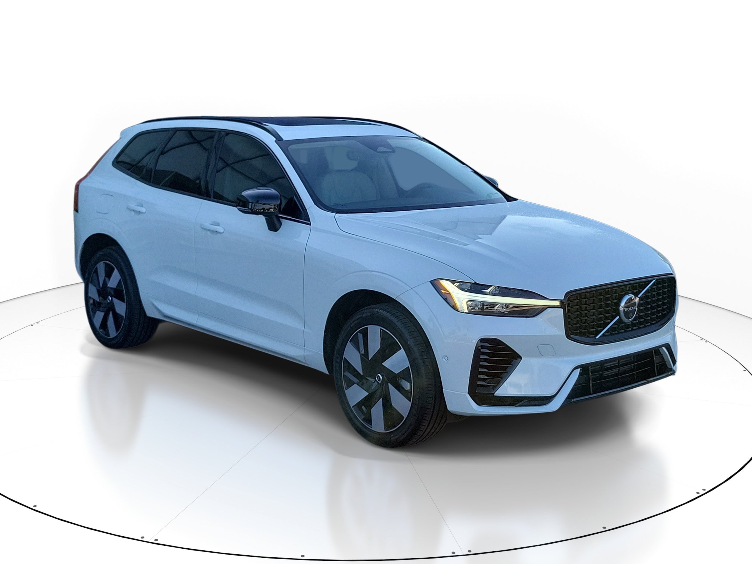 Certified 2024 Volvo XC60 T8 Plus w/ Protection Package Premier AWD/4WD image 1