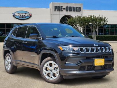 Certified 2025 Jeep Compass Sport w/ Mopar Graphics Package