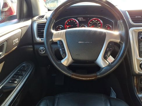 Used 2014 GMC Acadia Denali image 5