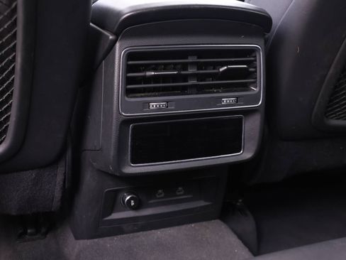 Certified 2023 Audi Q7 3.0T Premium Plus w/ Premium Plus Package AWD/4WD image 17