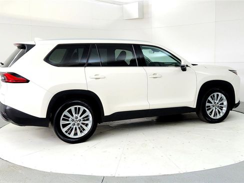 Used 2024 Toyota Grand Highlander Platinum image 6