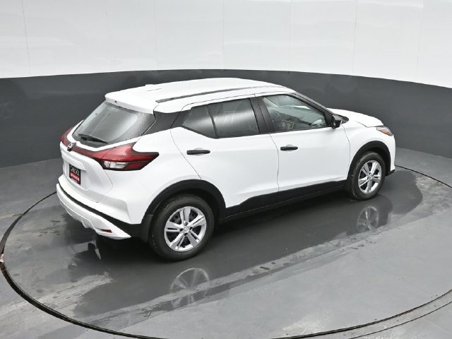 Used 2025 Nissan Kicks Play S FWD image 26