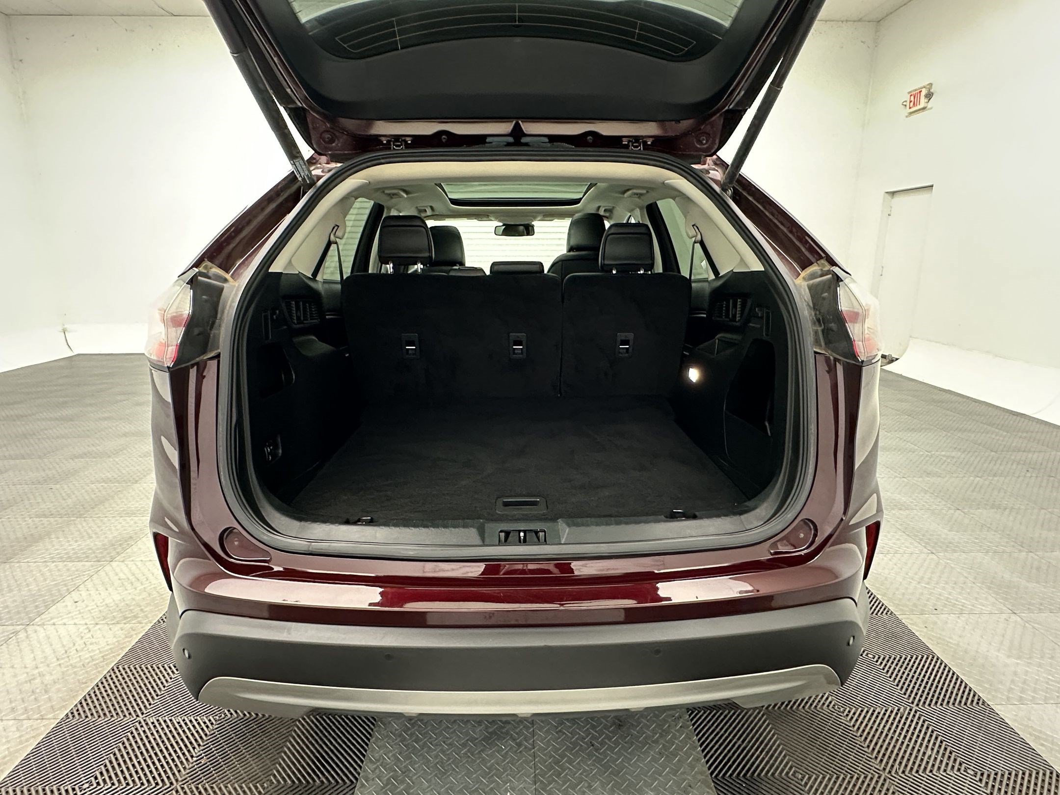 Used 2022 Ford Edge SEL w/ Convenience Package AWD/4WD image 24