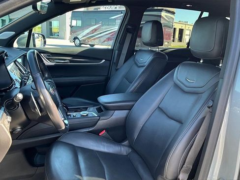 Used 2024 Cadillac XT6 Sport image 25