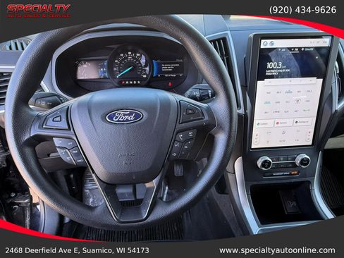 Used 2022 Ford Edge SE image 12