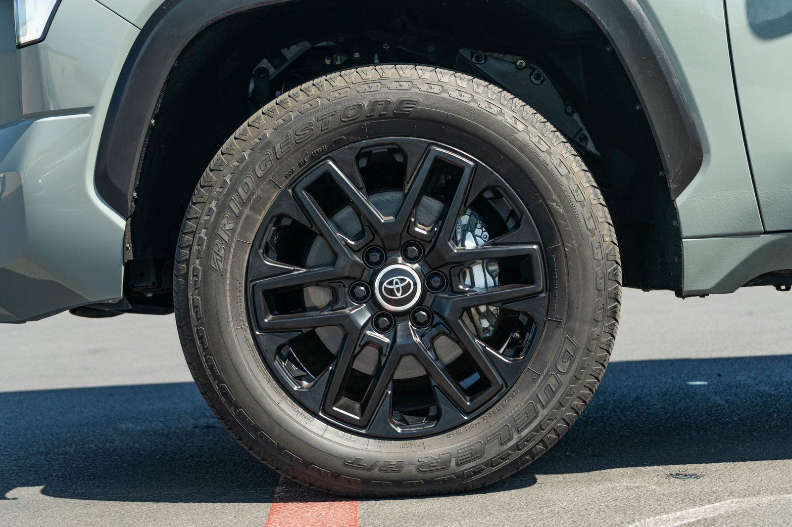 Used 2024 Toyota Tundra Limited AWD/4WD image 5