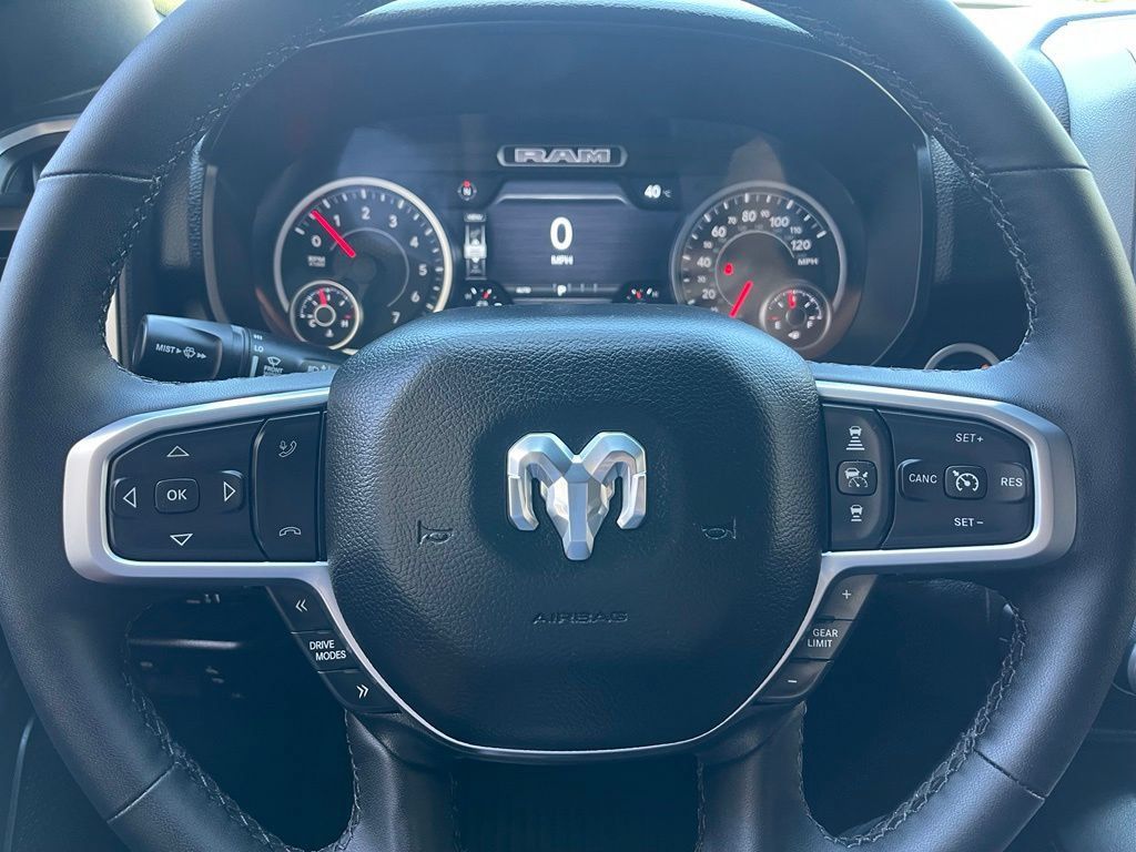 New 2026 RAM 1500 Big Horn AWD/4WD image 24