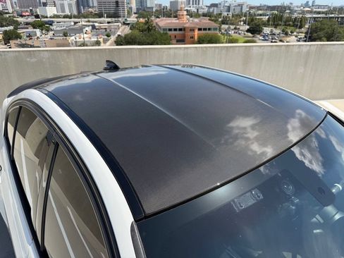 Used 2018 BMW M3 RWD image 22