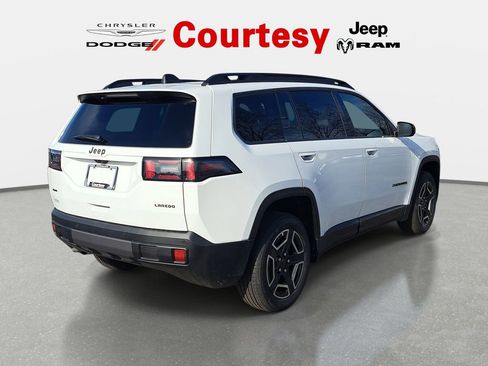 New 2026 Jeep Cherokee Laredo AWD/4WD image 3