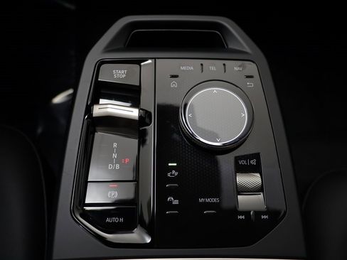 New 2026 BMW iX xDrive45 image 13