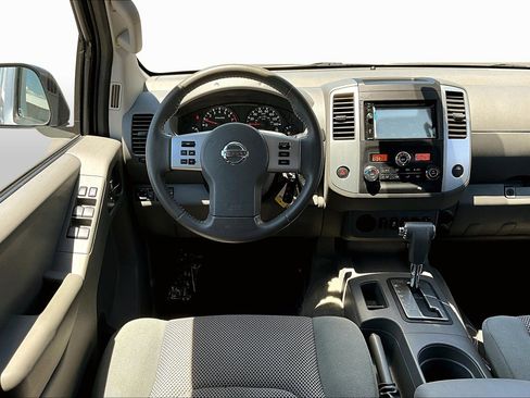 Used 2016 Nissan Frontier SV w/ SV Value Truck Package image 5