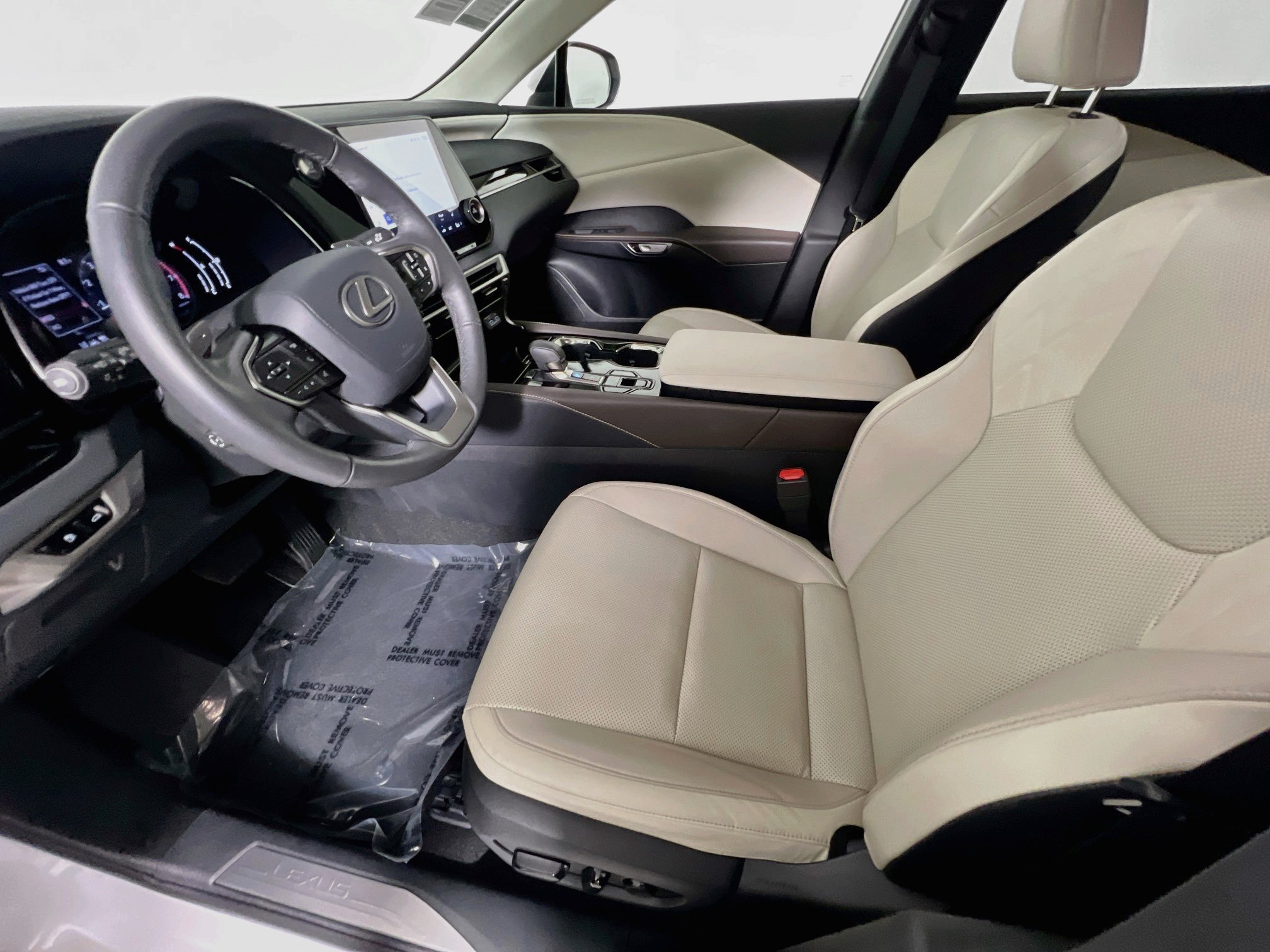 Used 2024 Lexus RX 350 FWD w/ Technology Package image 15