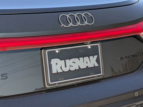 New 2026 Audi RS e-tron GT performance image 15