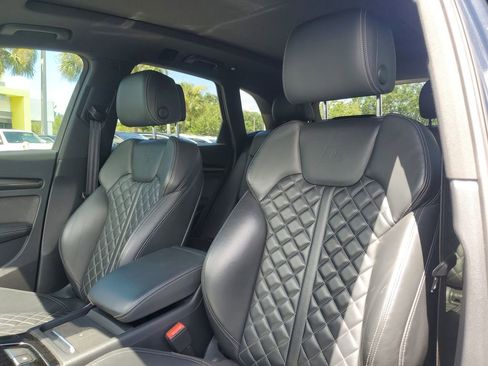 Used 2021 Audi SQ5 Premium Plus w/ Premium Plus Package AWD/4WD image 18