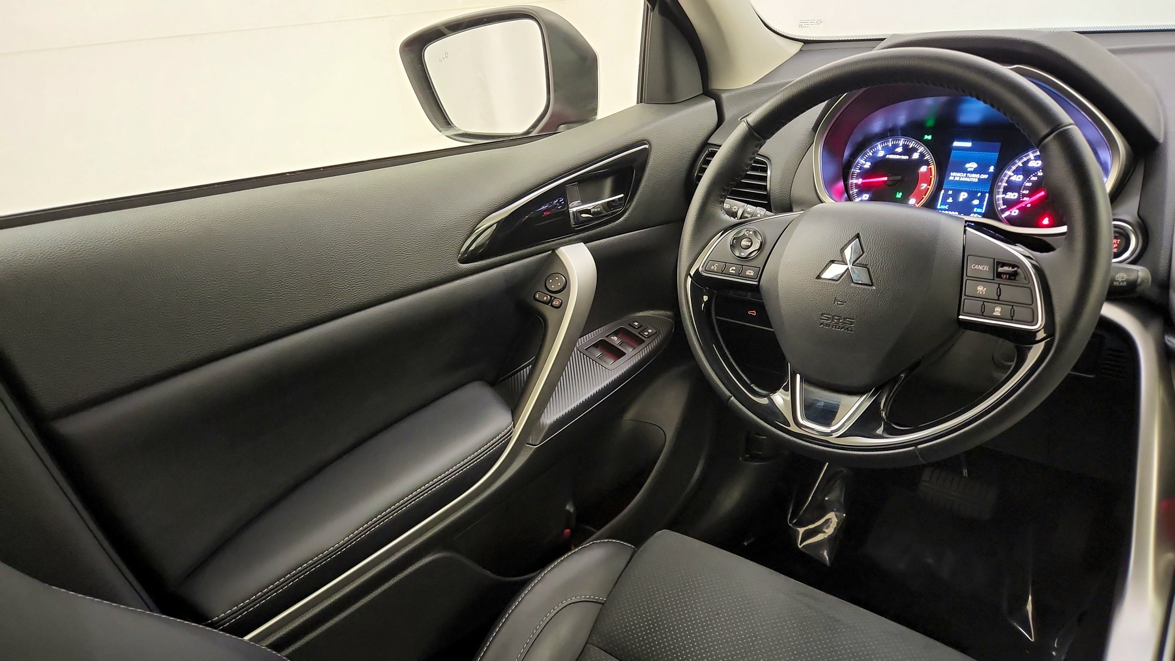 Used 2025 Mitsubishi Eclipse Cross SE AWD/4WD image 28