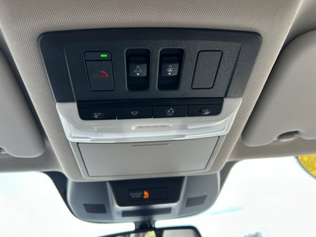 Used 2025 Nissan Rogue SL w/ Tech Package AWD/4WD image 49