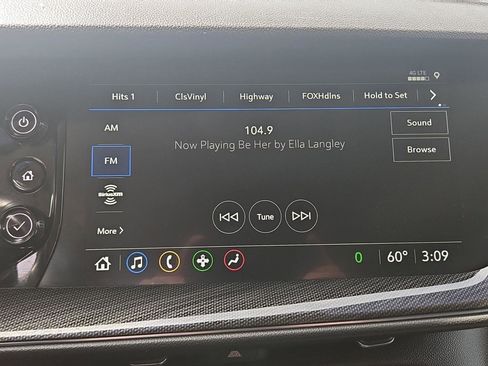 Used 2023 Buick Envision Preferred FWD image 16